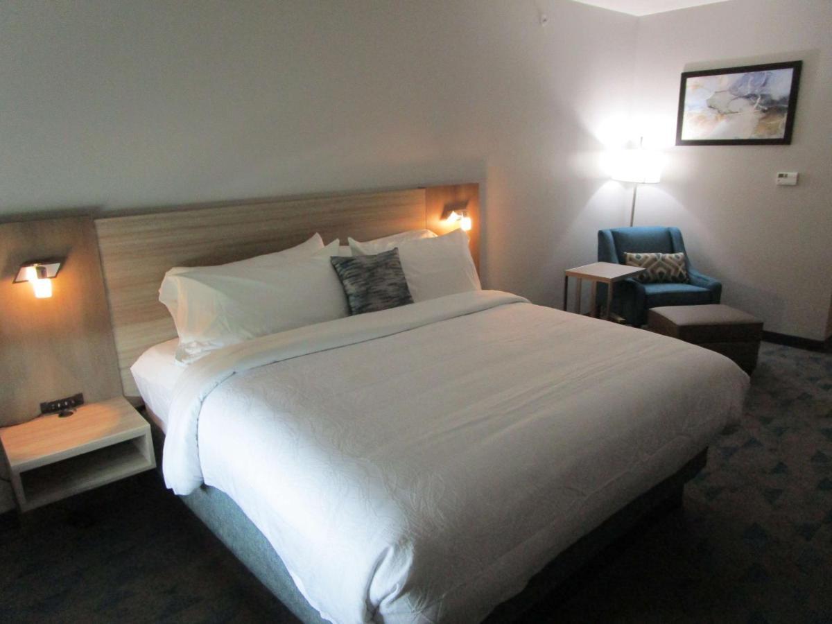 Reddy Hotel Bonham Экстерьер фото